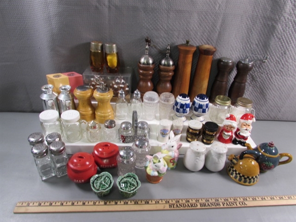 SALT & PEPPER SHAKER COLLECTION