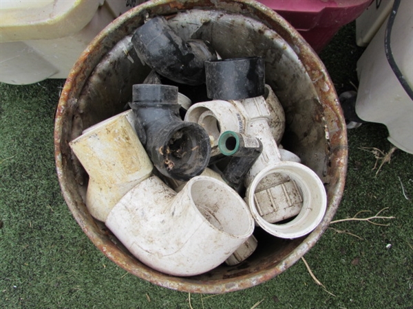 LOTS OF PVC PLUMBING SUPPLIES & BUCKETS