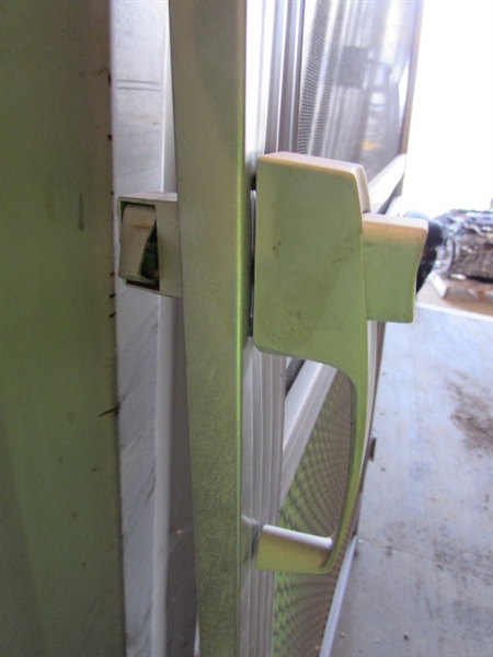 35 X 80 ALUMINUM SCREEN DOOR