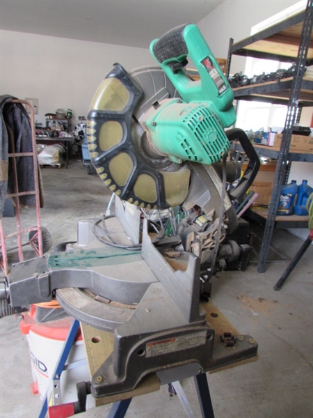 HITACHI 12 COMPOUND MITER SAW & SHOP VAC (DUST COLLECTOR)