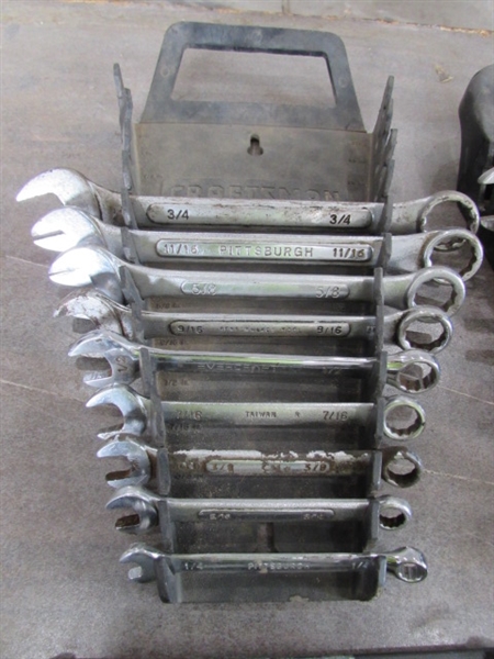 STANDARD & METRIC COMBINATION WRENCHES W/HOLDERS