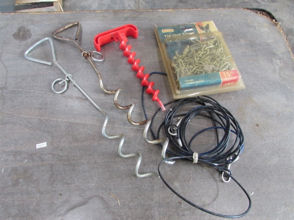 DOG TIE OUT CHAIN & CABLE & STAKES