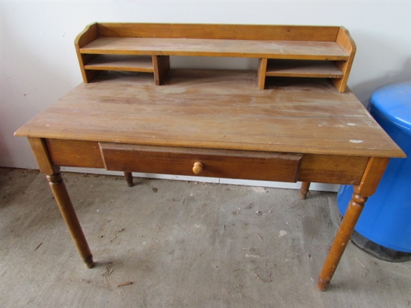 PAIR OF WOODEN DESKS W/KEYBOARD DRAWERS