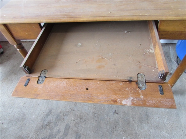 PAIR OF WOODEN DESKS W/KEYBOARD DRAWERS