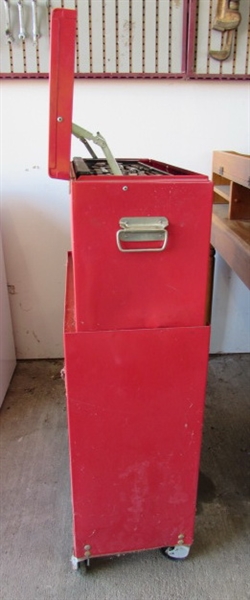 SMALL 2 PIECE TOOL CHEST W/TOOLS