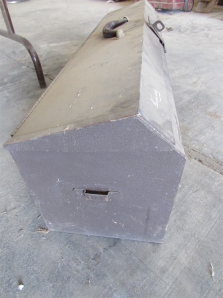 LARGE METAL STORAGE BOX