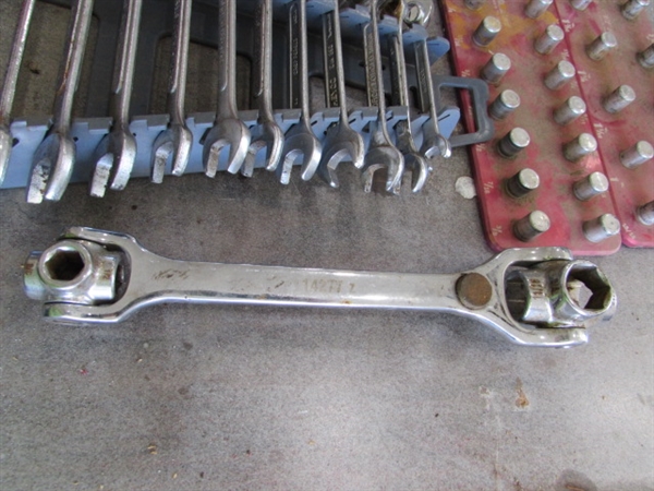 COMBINATION WRENCHES AND SOCKET HOLDERS