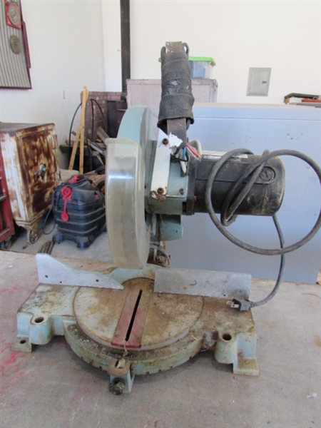 10 DELTA COMPOUND MITER SAW