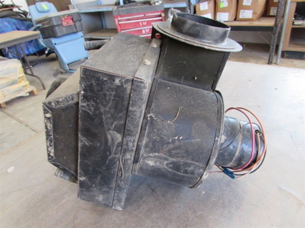 OLD CHEVY TRUCK BLOWER MOTOR