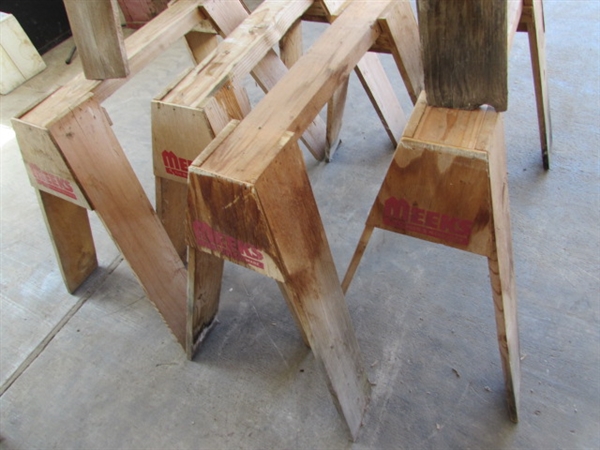 5 WOODEN SAWHORSES