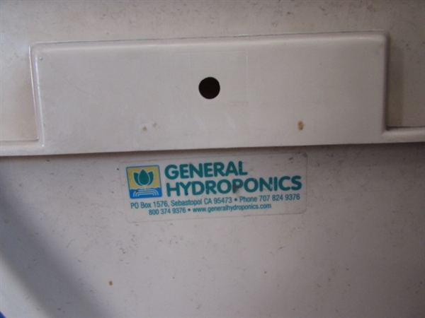 HYDROPONIC GROWING SUPPLIES & MORE