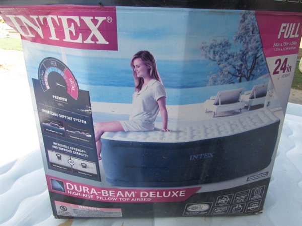 INTEX FLOCKED AIR MATTRESS W/BUILT IN PUMP