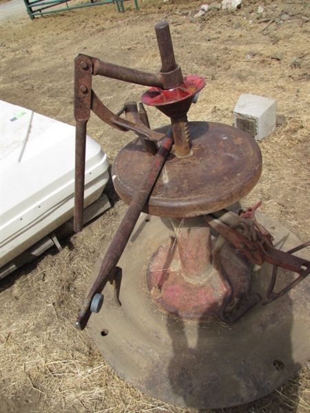 TIRE CHANGING MACHINE & VINTAGE SCHRADER TIRE TUBE VULCANIZER