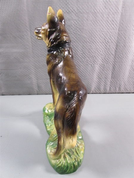 VINTAGE GERMAN SHEPHERD STATUE - PLASTER?