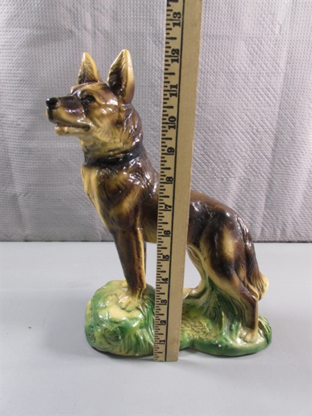 VINTAGE GERMAN SHEPHERD STATUE - PLASTER?