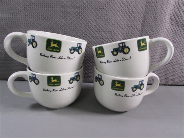 JOHN DEERE TRACTOR SOUP BOWLS & COFFEE MUG