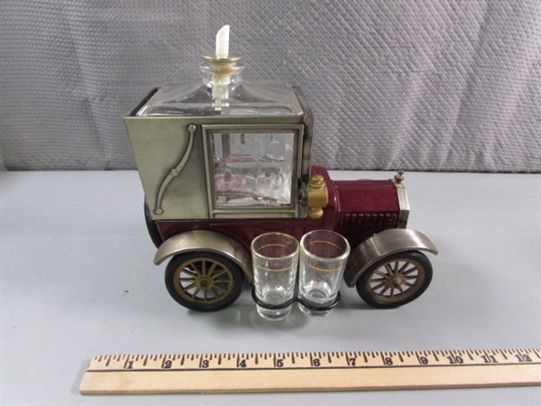 VINTAGE AUTO MUSICAL LIQUOR DECANTERS