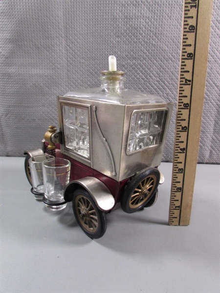 VINTAGE AUTO MUSICAL LIQUOR DECANTERS