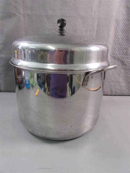 LARGE STAINLESS STEEL STOCK POT