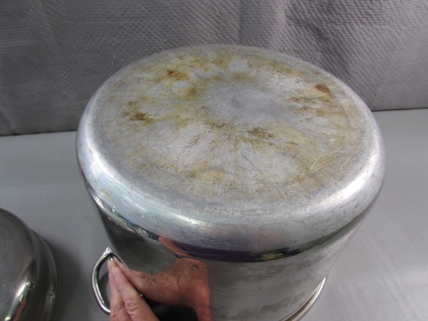 LARGE STAINLESS STEEL STOCK POT