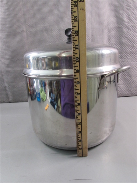 LARGE STAINLESS STEEL STOCK POT