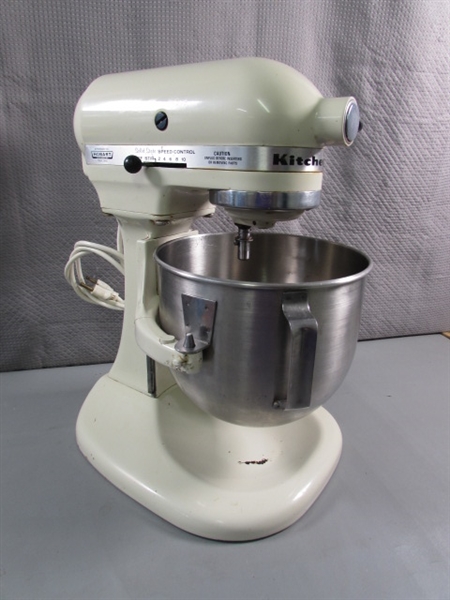 VINTAGE K5SS KITCHENAID MIXER