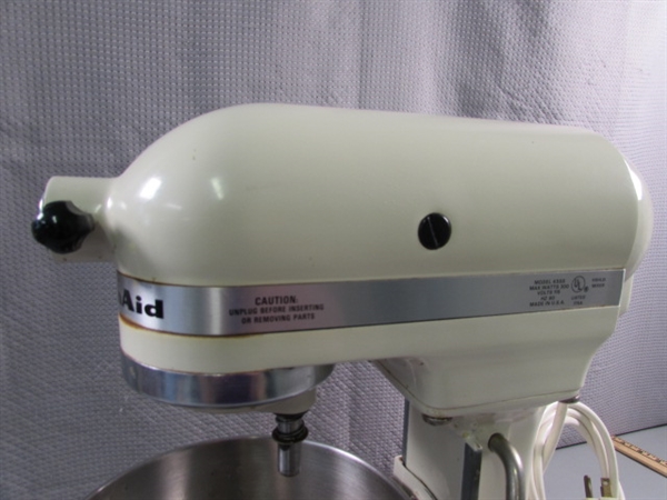 VINTAGE K5SS KITCHENAID MIXER