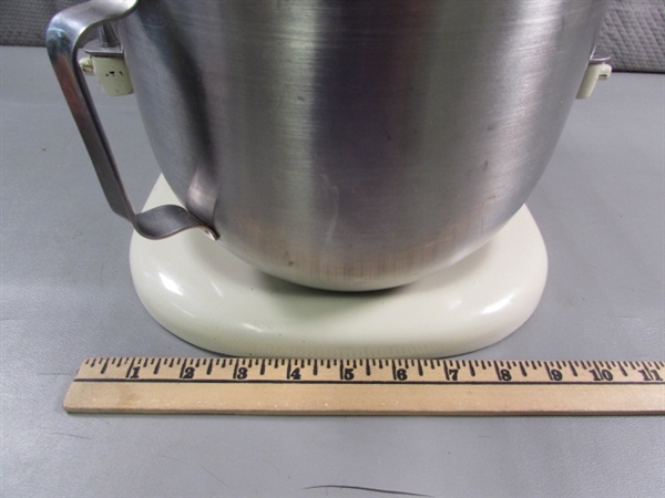 VINTAGE K5SS KITCHENAID MIXER