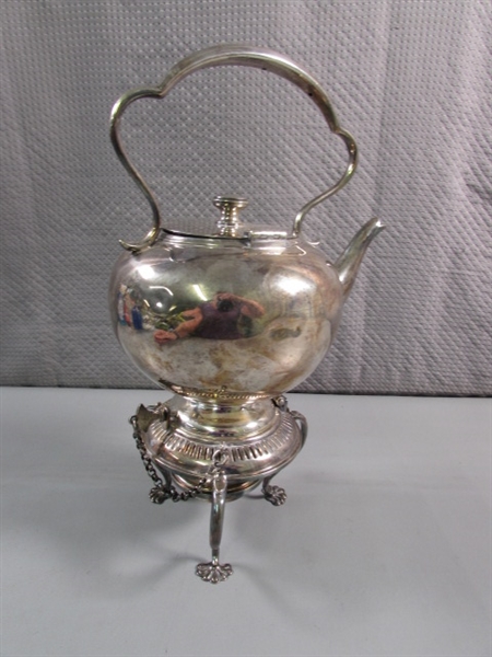 VINTAGE/ANTIQUE SILVERPLATE TEA KETTLE ON WARMING STAND