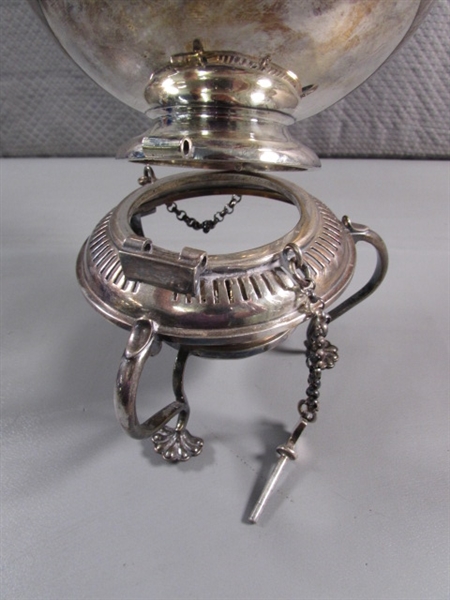 VINTAGE/ANTIQUE SILVERPLATE TEA KETTLE ON WARMING STAND