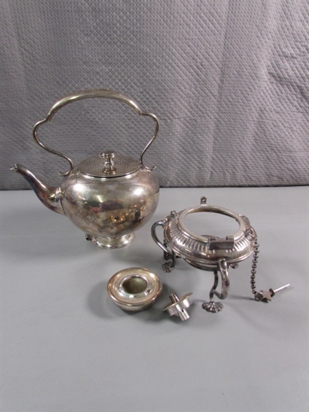 VINTAGE/ANTIQUE SILVERPLATE TEA KETTLE ON WARMING STAND