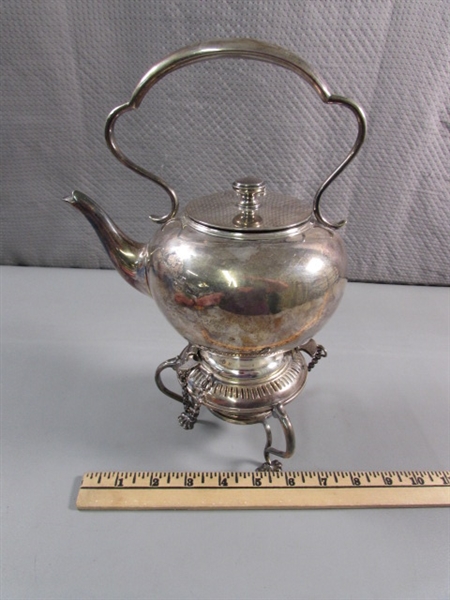 VINTAGE/ANTIQUE SILVERPLATE TEA KETTLE ON WARMING STAND