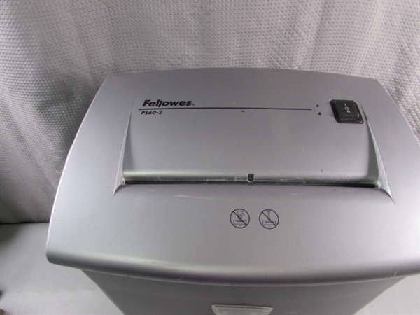 FELLOWES PAPER SHREDDER