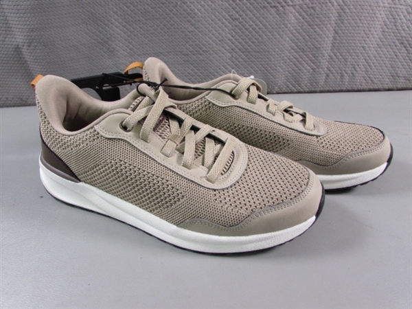 NEW MEN'S SZ 7.5 ATHLETIC SHOES W/ELASTIC NO TIE LACES