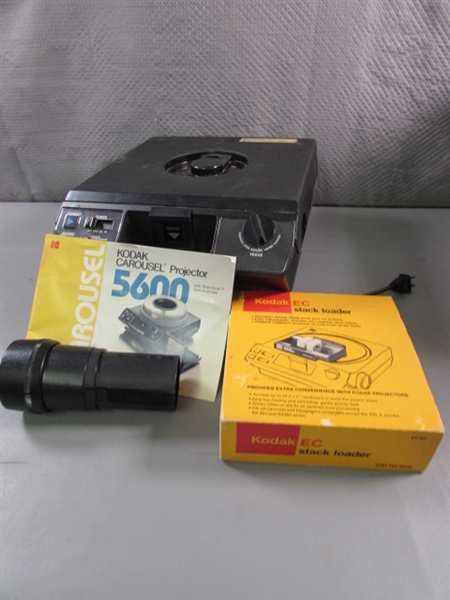 KODAK CAROUSEL SLIDE PROJECTOR 5600