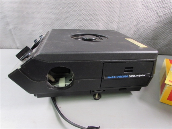 KODAK CAROUSEL SLIDE PROJECTOR 5600