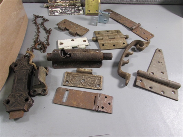 BOX OF LARGE HINGES, LATCHES, ETC.