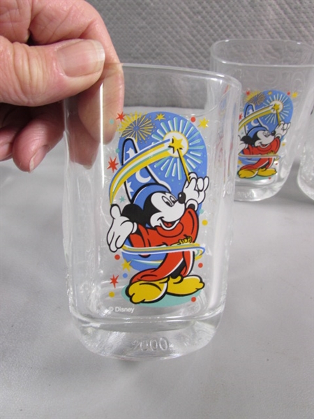 16 WALT DISNEY/MICKEY MOUSE COLLECTIBLE GLASSES