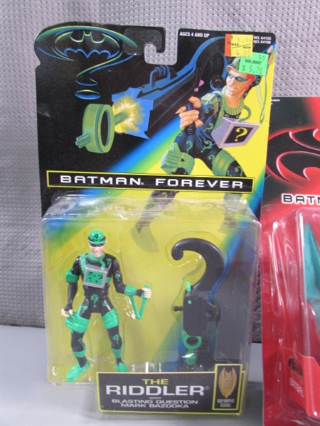 COLLECTION OF BATMAN, BATMAN & ROBIN TOYS & MORE - MOST ARE NEW