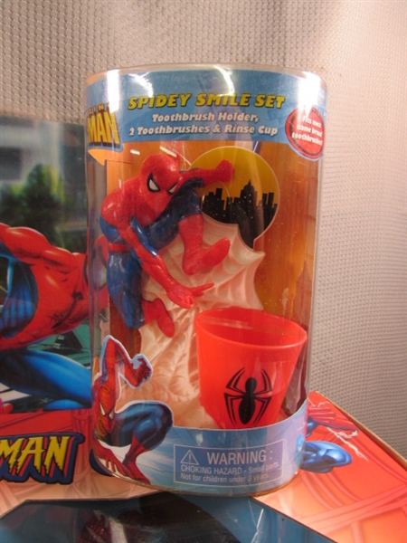 COLLECTION OF SPIDEERMAN TOYS, ACTION FIGURES & MORE - MOST ARE NEW