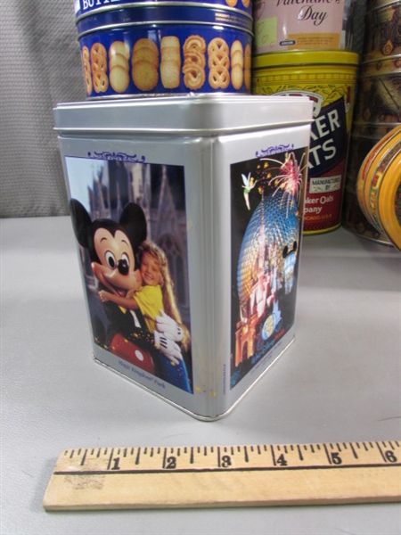 LARGE COLLECTION OF TINS