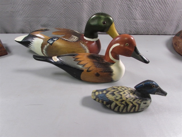 PORCELAIN, CERAMIC, WOODEN DUCKS DECOR & 2 PLAYING CARD BOXES