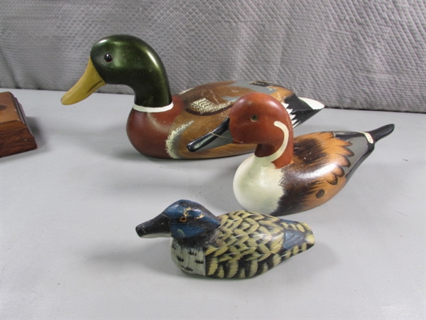 PORCELAIN, CERAMIC, WOODEN DUCKS DECOR & 2 PLAYING CARD BOXES