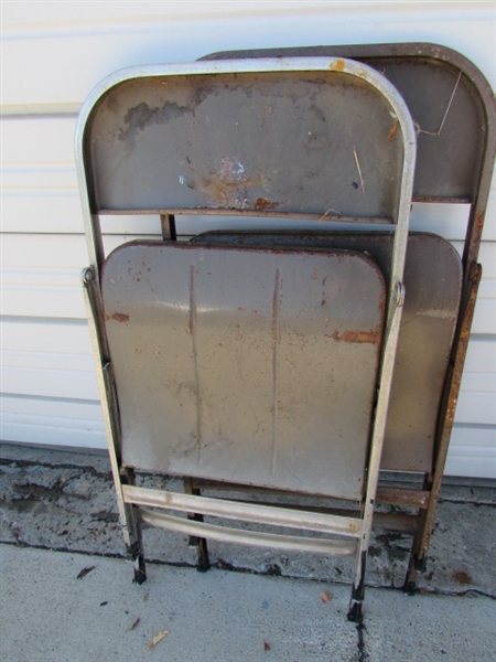 8 VINTAGE METAL FOLDING CHAIRS