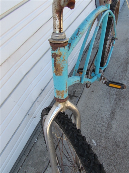 VINTAGE SINGLE SPEED BICYCLE