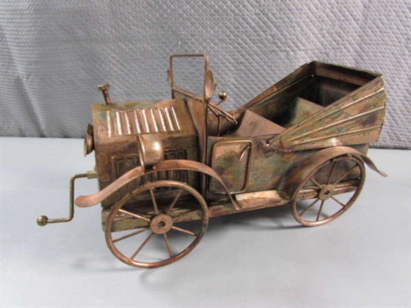 VINTAGE COPPER METAL JALOPY MUSIC BOX