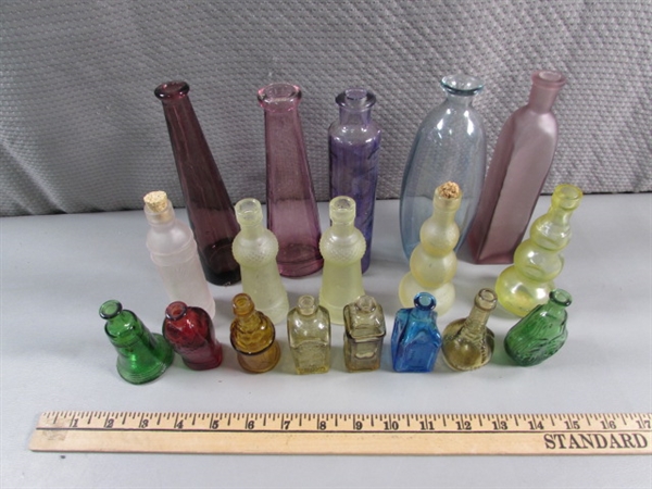 COLLECTION OF SMALL COLORED GLASS BOTTLES