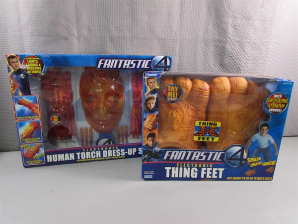 FANTASTIC 4 - HUMAN TORCH DRESS UP KIT & THING FEET - NEW