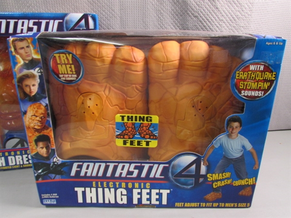 FANTASTIC 4 - HUMAN TORCH DRESS UP KIT & THING FEET - NEW