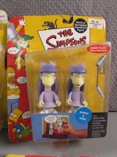 WORLD OF SPRINGFIELD SIMPSONS FIGURINES - NEW